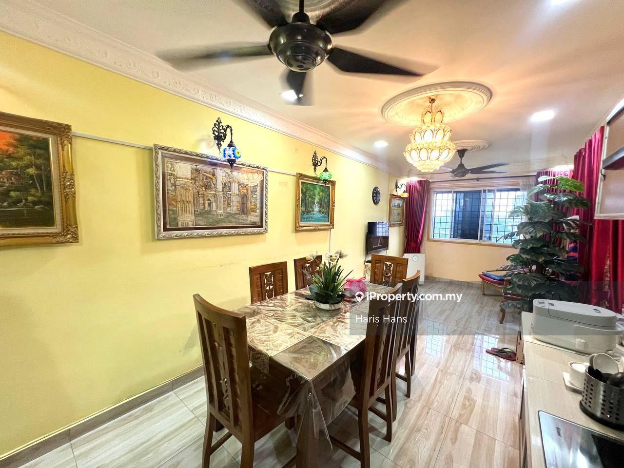 Fully Renovated & Furnished Nice Unit