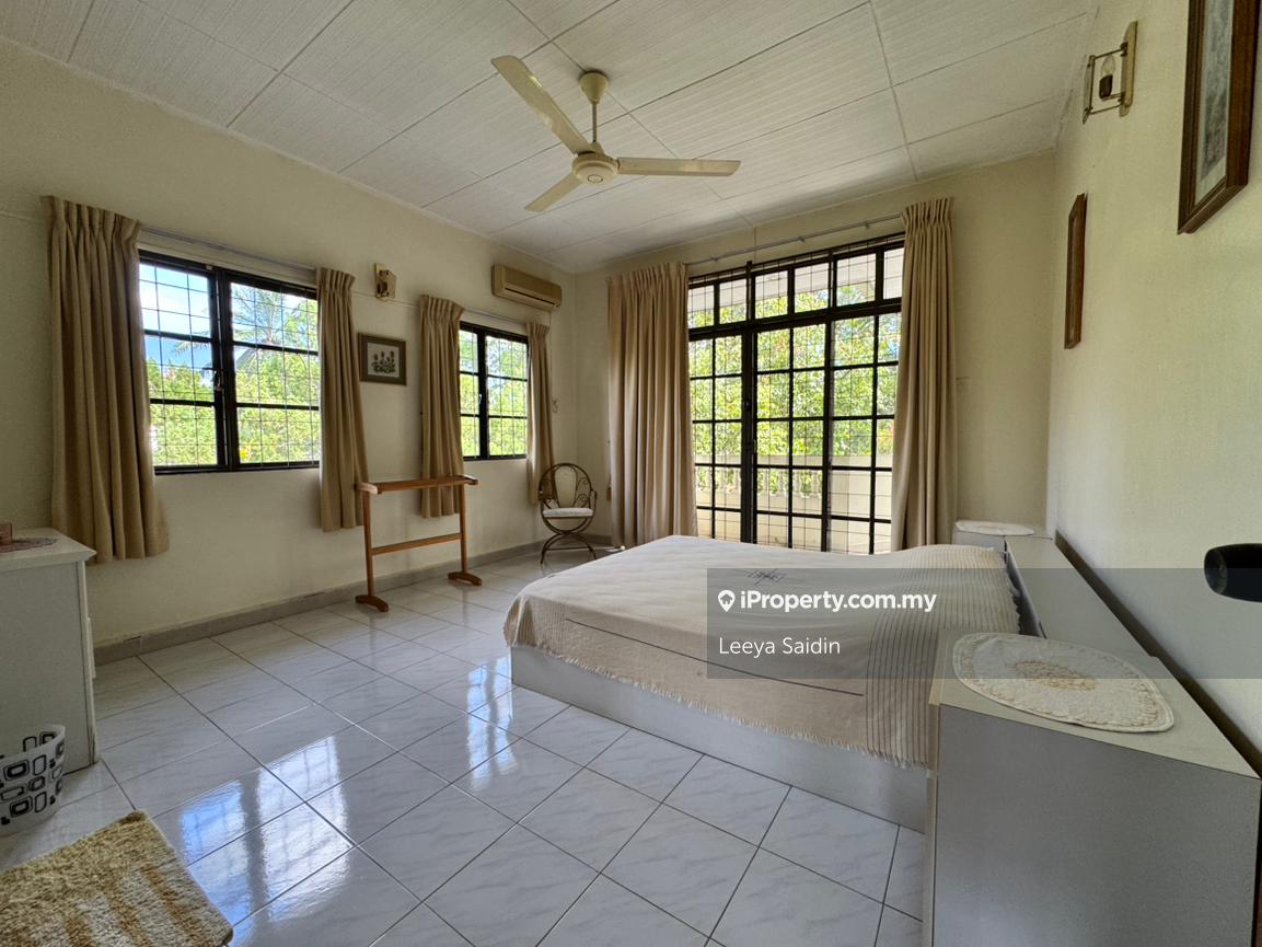 Bungalow For Sale
