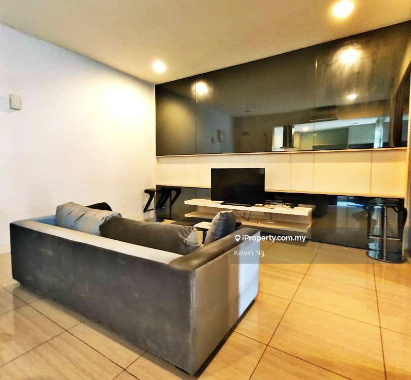 Eve suites ara damansara studio for sale, link bridge to LRT