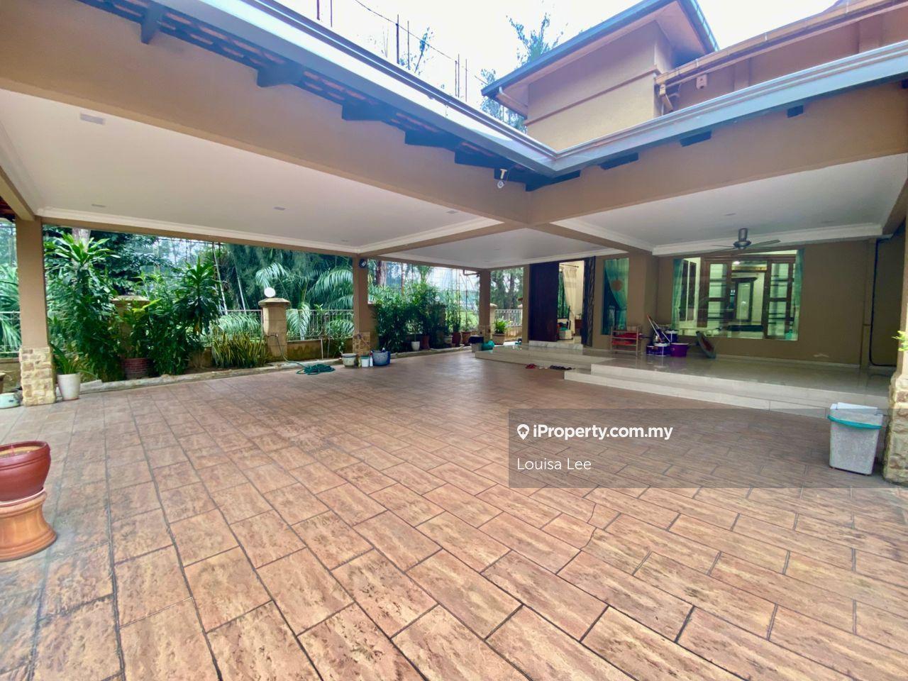 Semi-detached House Corner Unit @Kota Kemuning for Sale