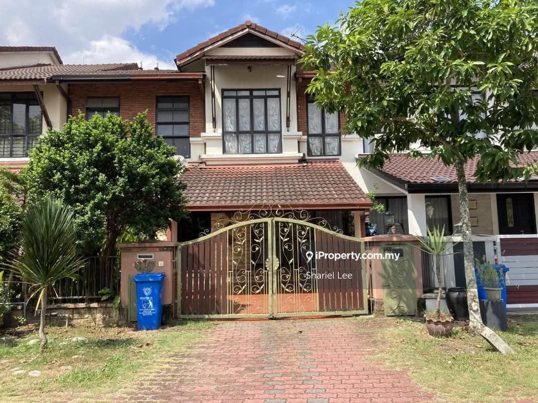 2 Storey Link House for Sale at Bukit Jelutong