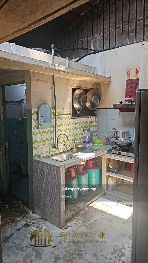 Raja Uda Single Storey terrace house For Sale 