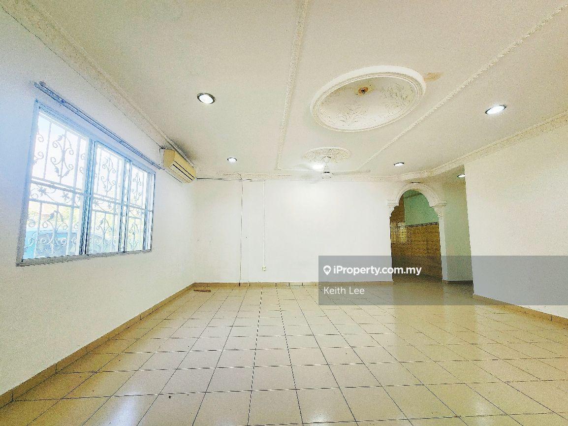 23x65sf 2sty endlot house Fully Extended Near Kajang MRT Station