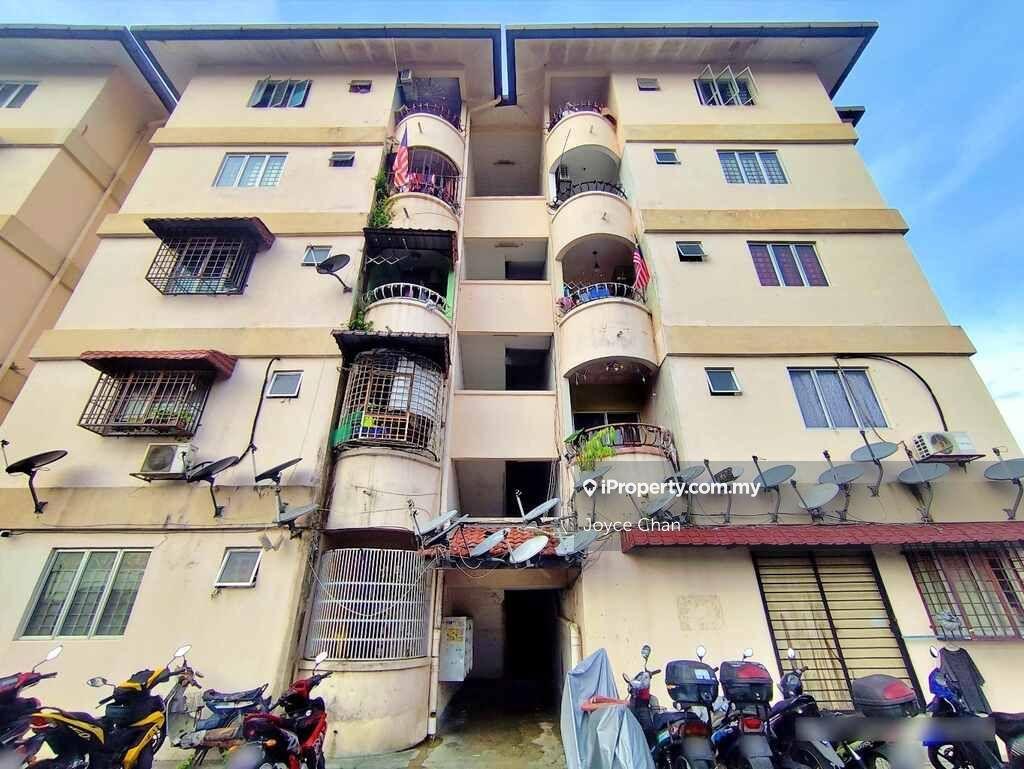 Laksamana Apartment - Kampung Laksamana, Batu Caves