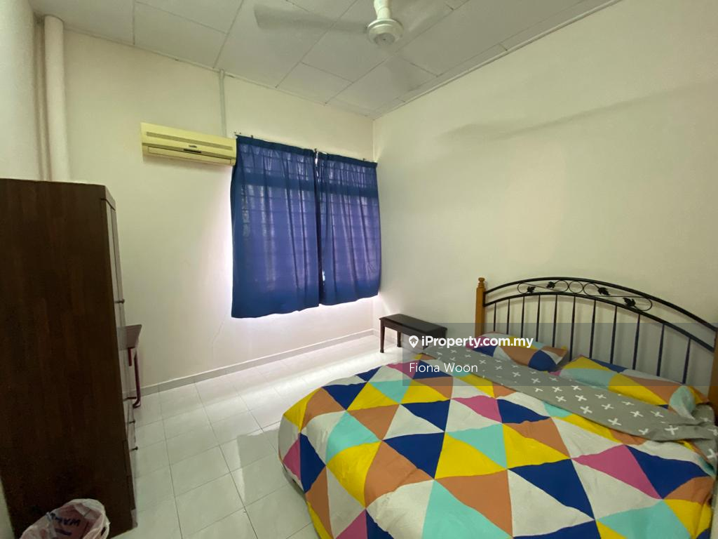 Pangsapuri Parameswara For Rent In Bandar Hilir