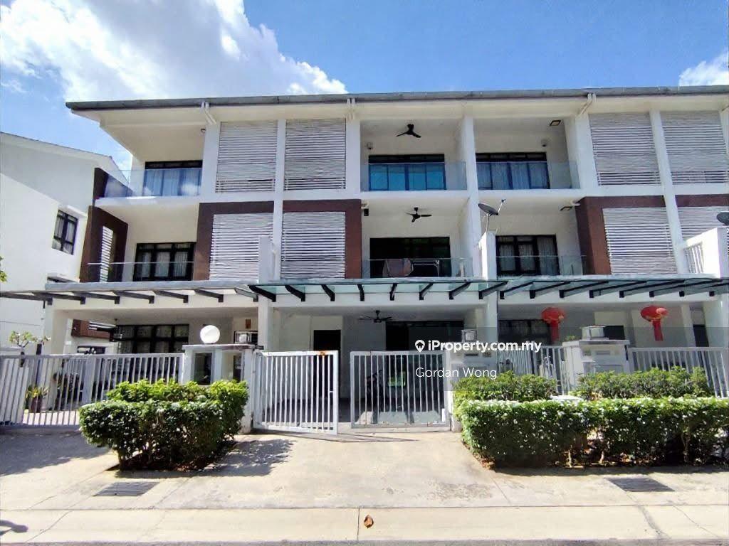 Freehold 2.5 Storey Terrace Avens Residence (Below Value 19%)