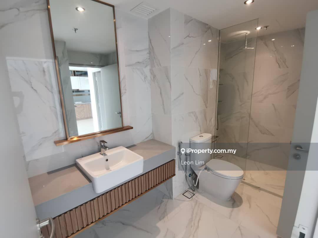 Top Residency High Floor unit