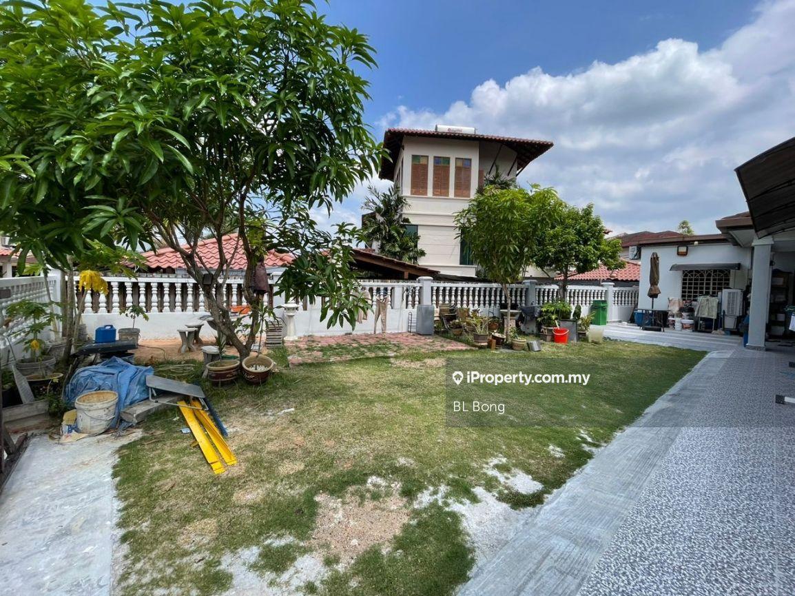 Taman Paya Emas Melaka Double Storey Corner For Sale