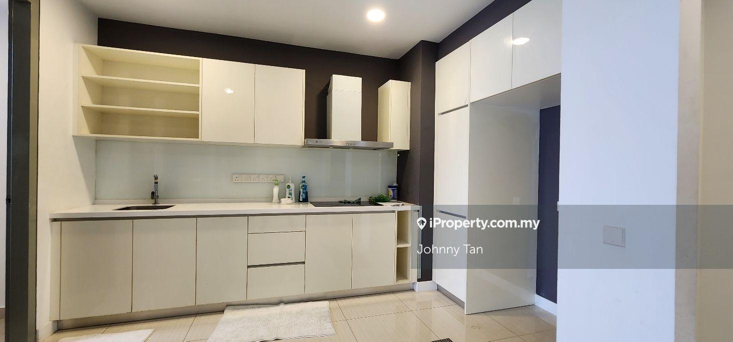 Reflection residence mutiara damansara