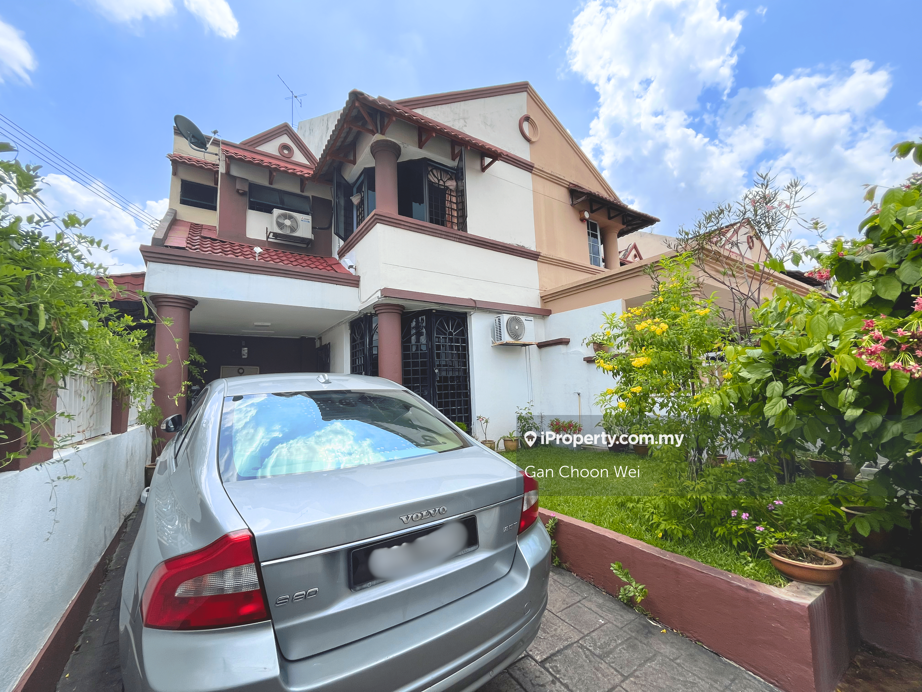 USJ 2 Subang Jaya - Freehold - End Lot without Land - 22x75