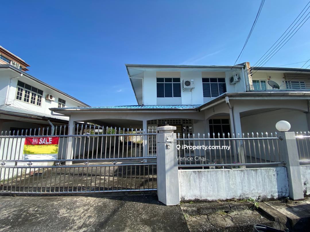 Double Storey Semi D For Sale in Miri