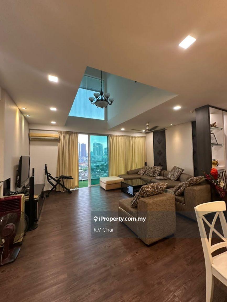 Villa seri puteri duplex penthouse