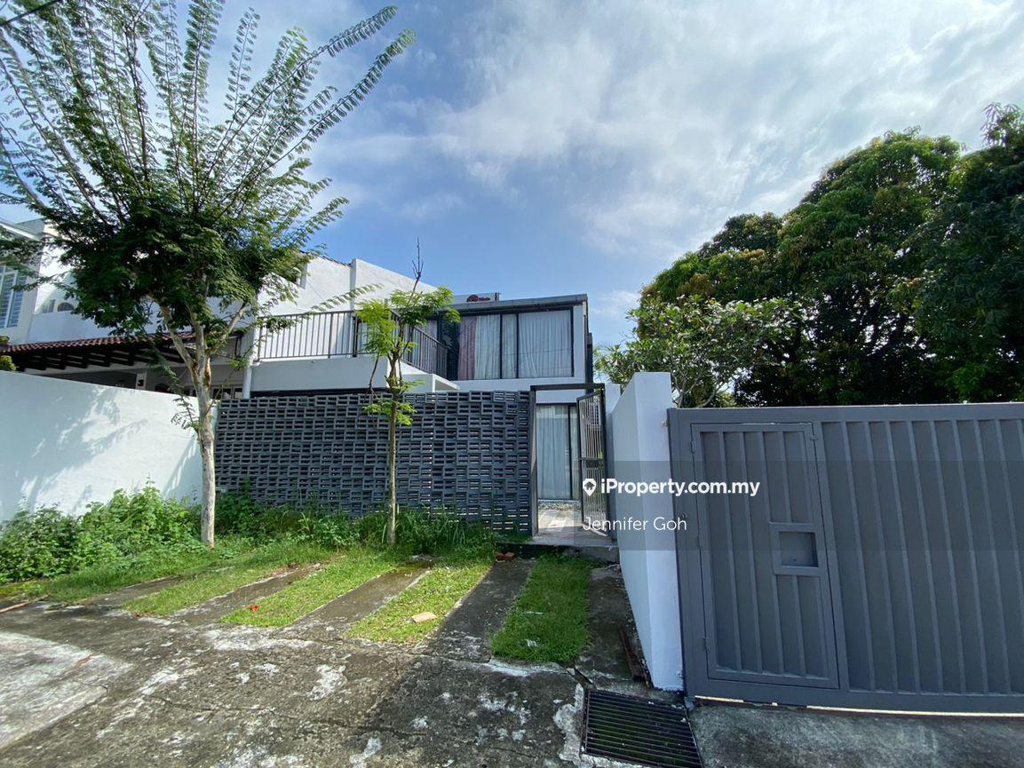 Bangsar Corner Lot For Rent