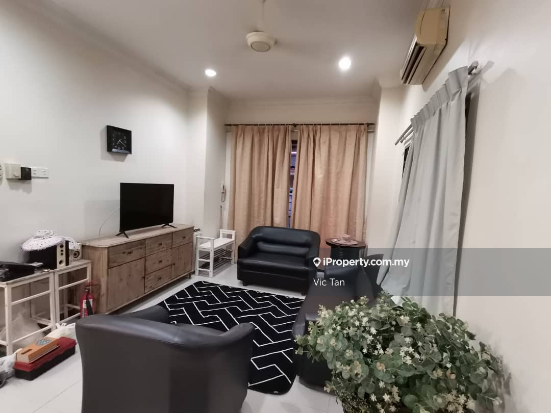 Bali Residence 2 Storey Semi-D  for Rent !