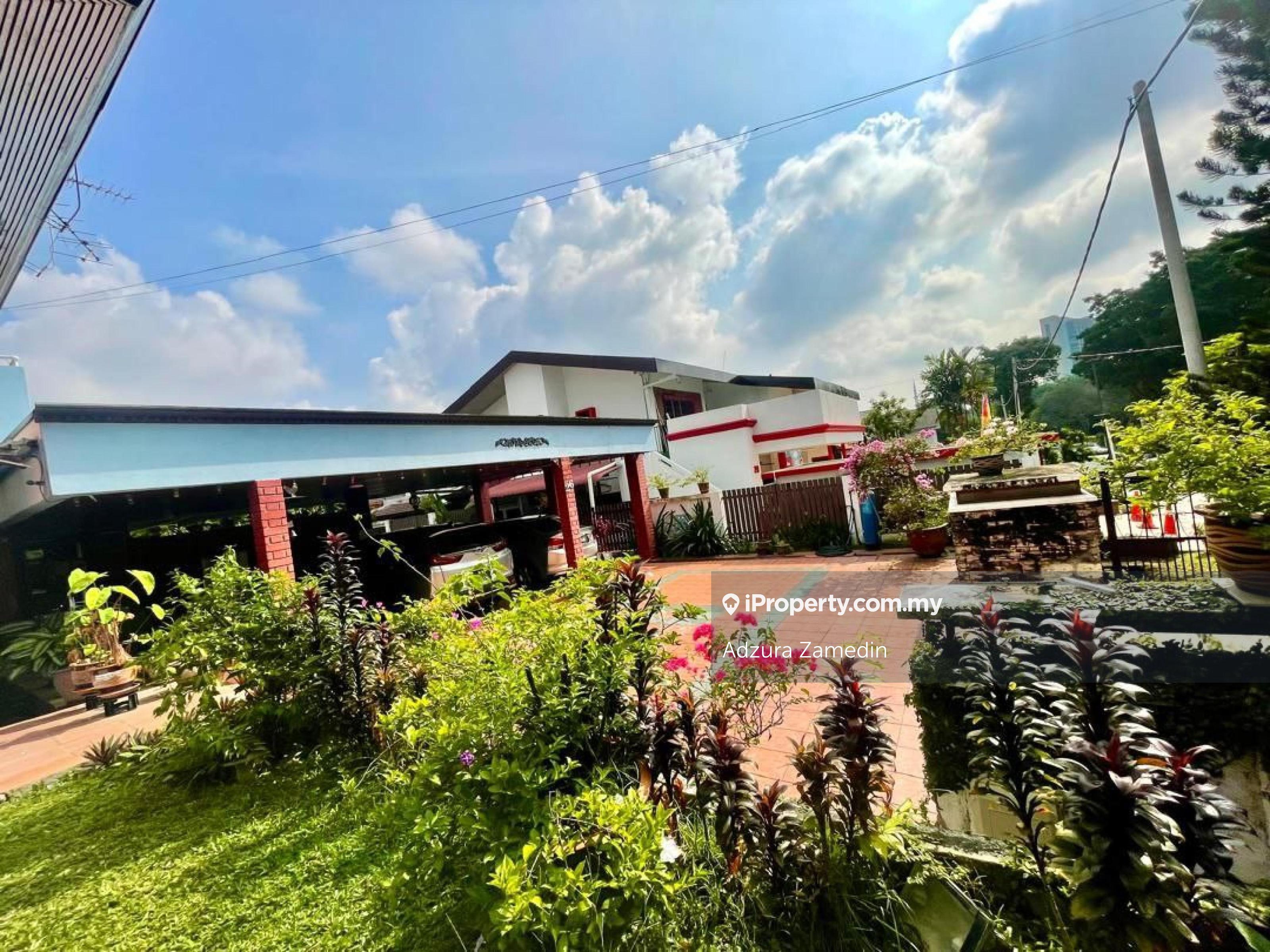 Renovated Double Storey Bungalow Seksyen 2, Shah Alam