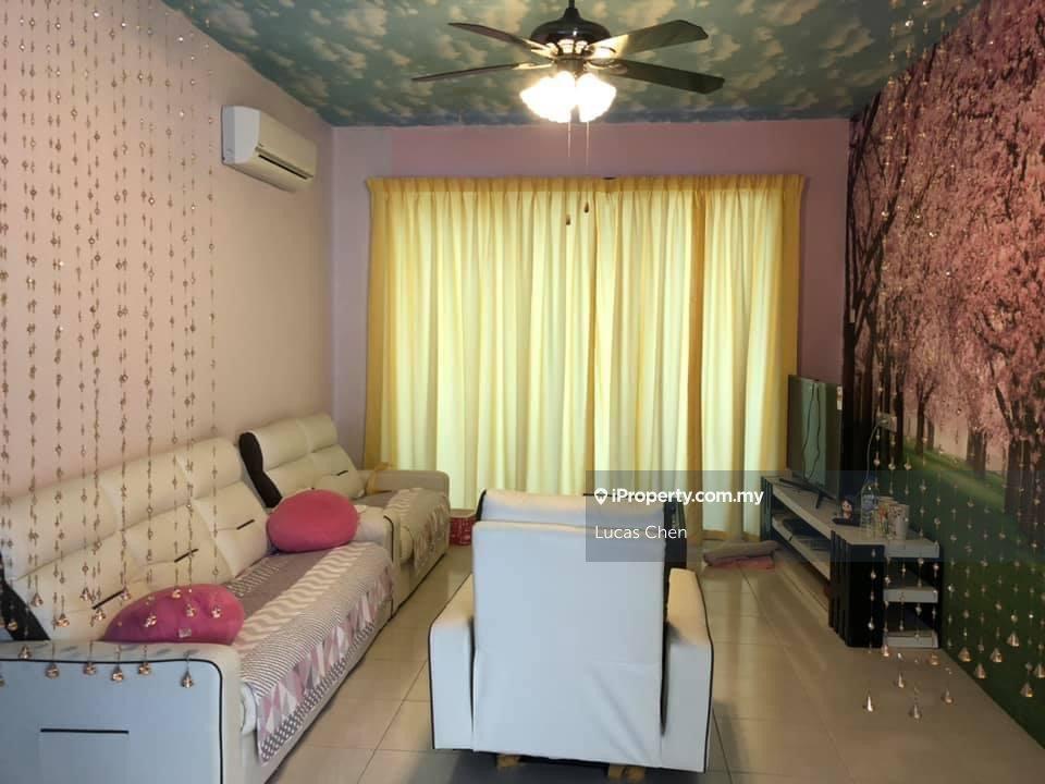 Seri Tecoma Condominium Botani Fully Furnished For Rent
