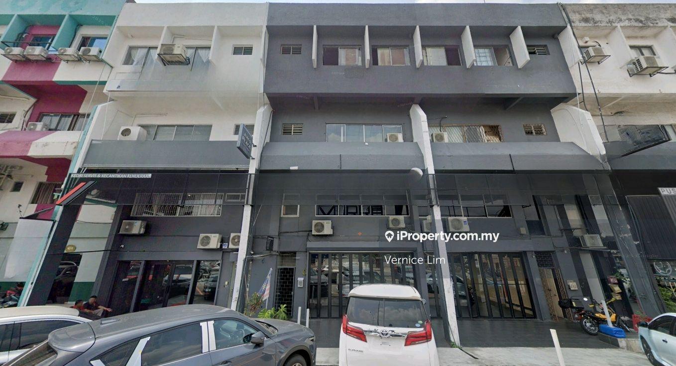 Petaling Jaya 4 Storey Shop For Rent