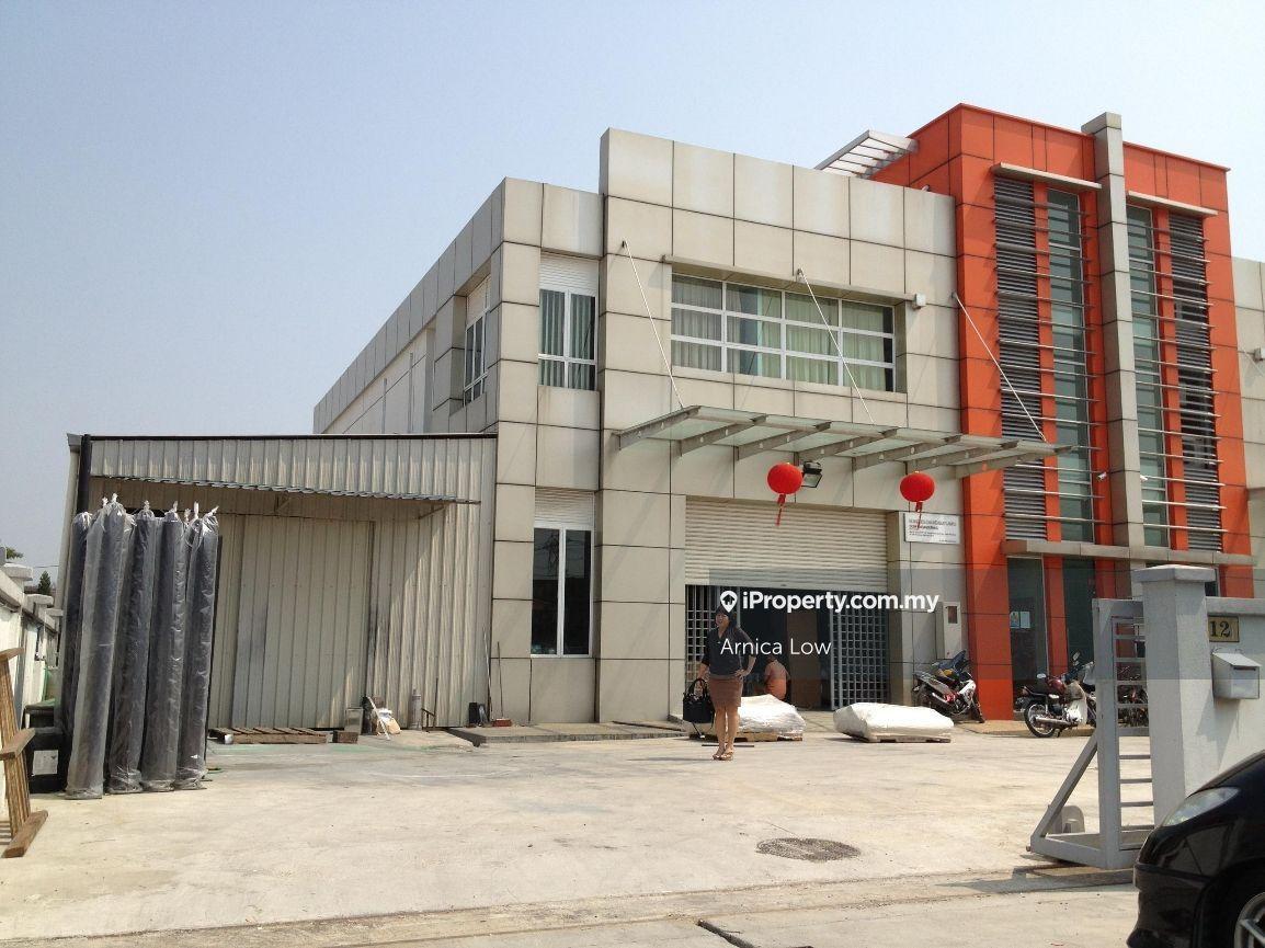 Semi D terrace for sell