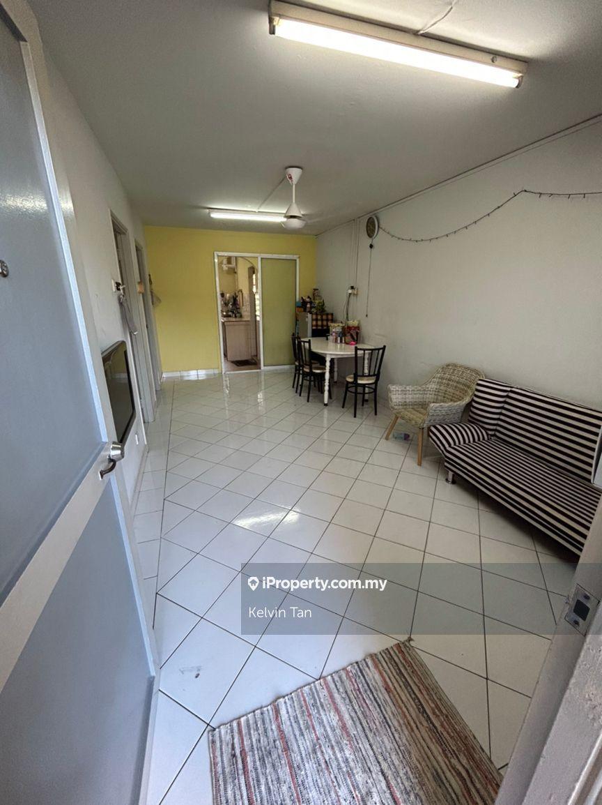 Wangsa Maju Seksyen-2 Flat Block-A Ground Floor Perfect Condition Unit