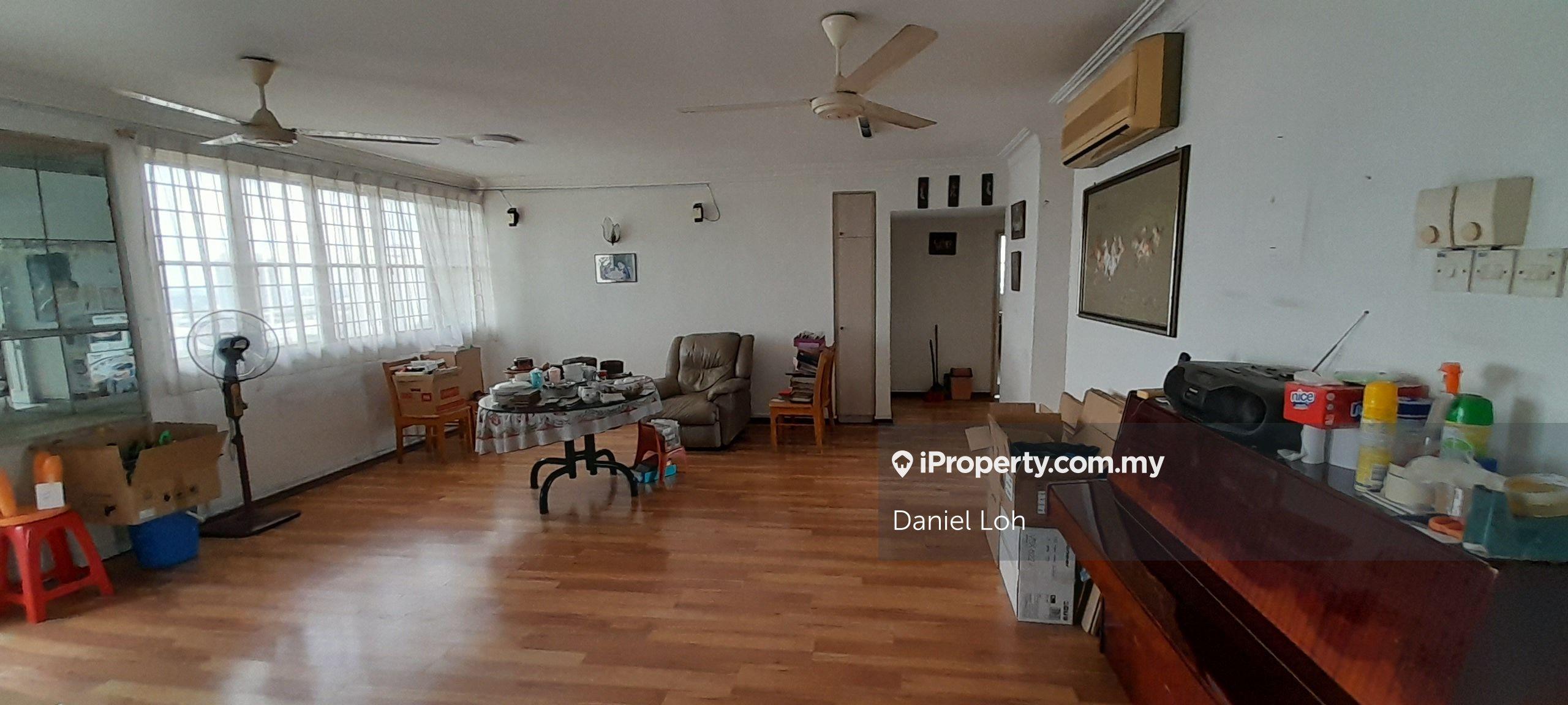Prima 16 Condominium For Sale