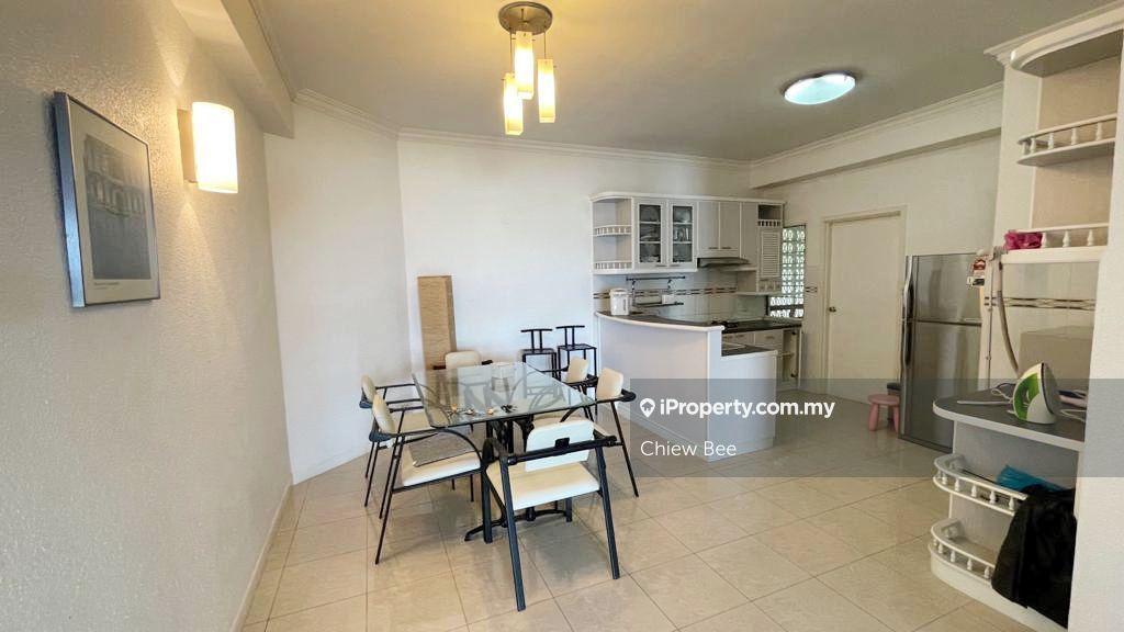 Mutiara Villa Condominium 1200sqft with Seaview