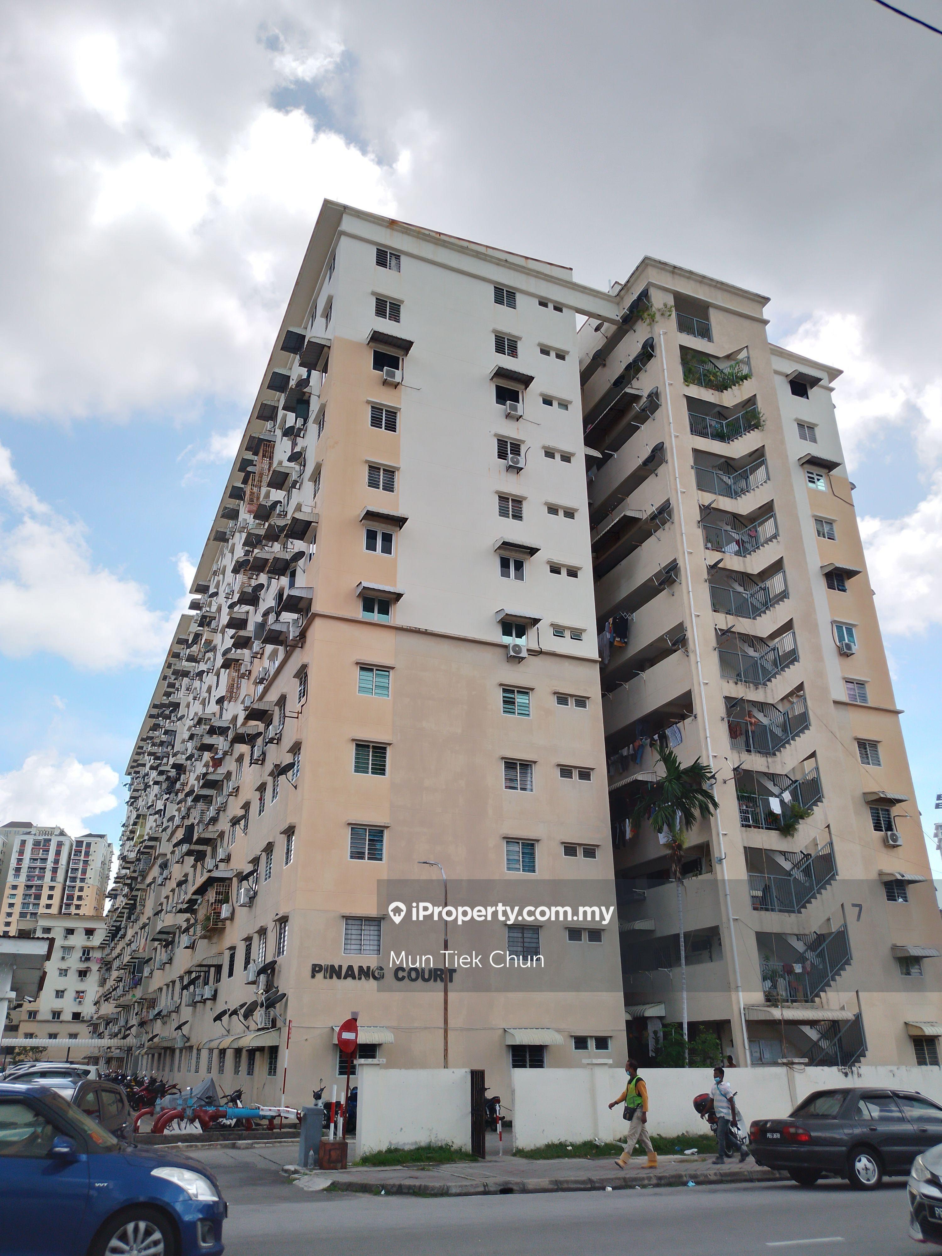 Pinang Court 7 Apartment, corner unit with sea view