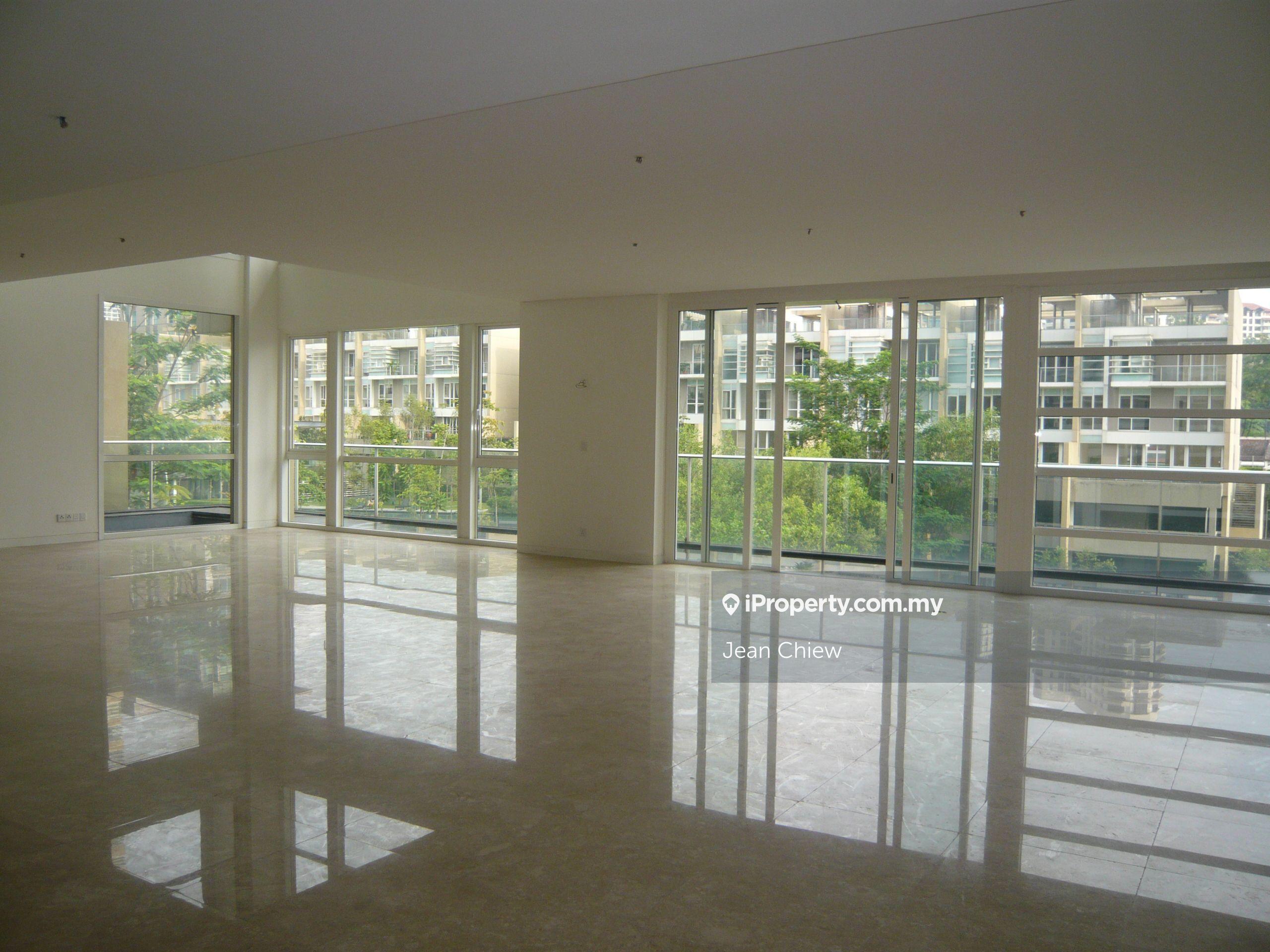 2 and 3 storey Townhouse with private lift facing greens