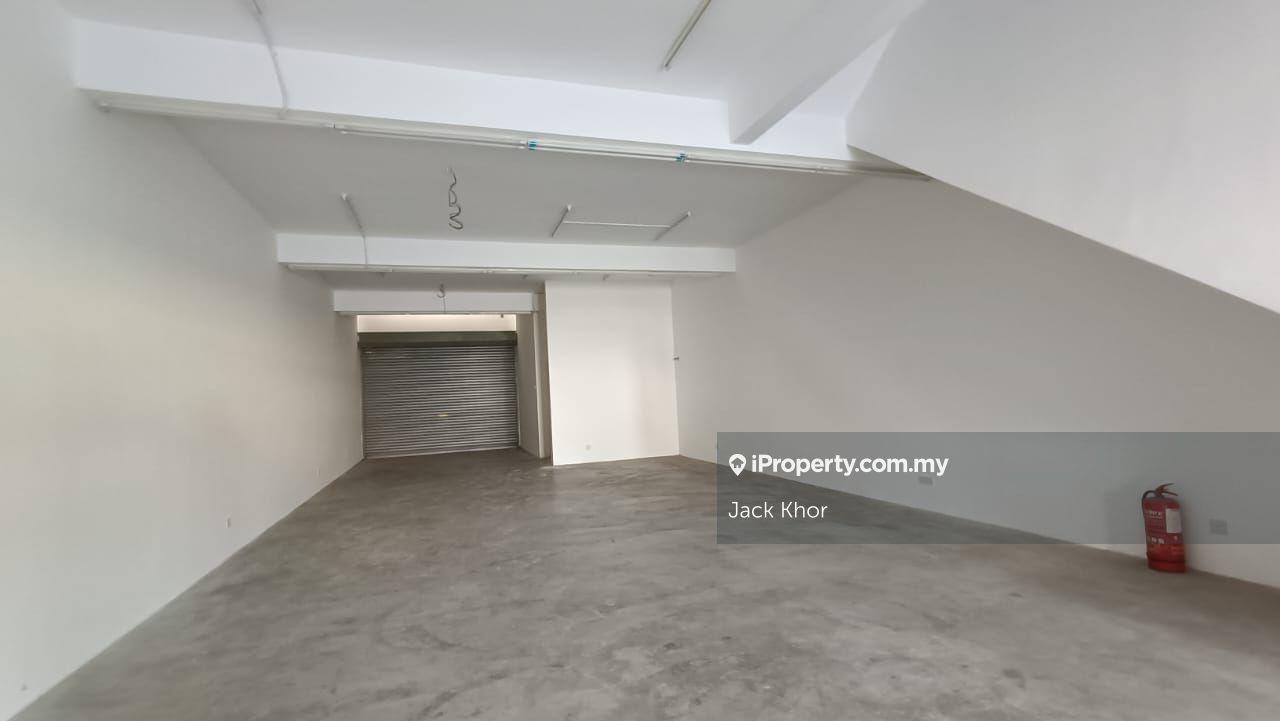 Setia Taipan 2 @ Setia Alam - Endlot Ground Floor