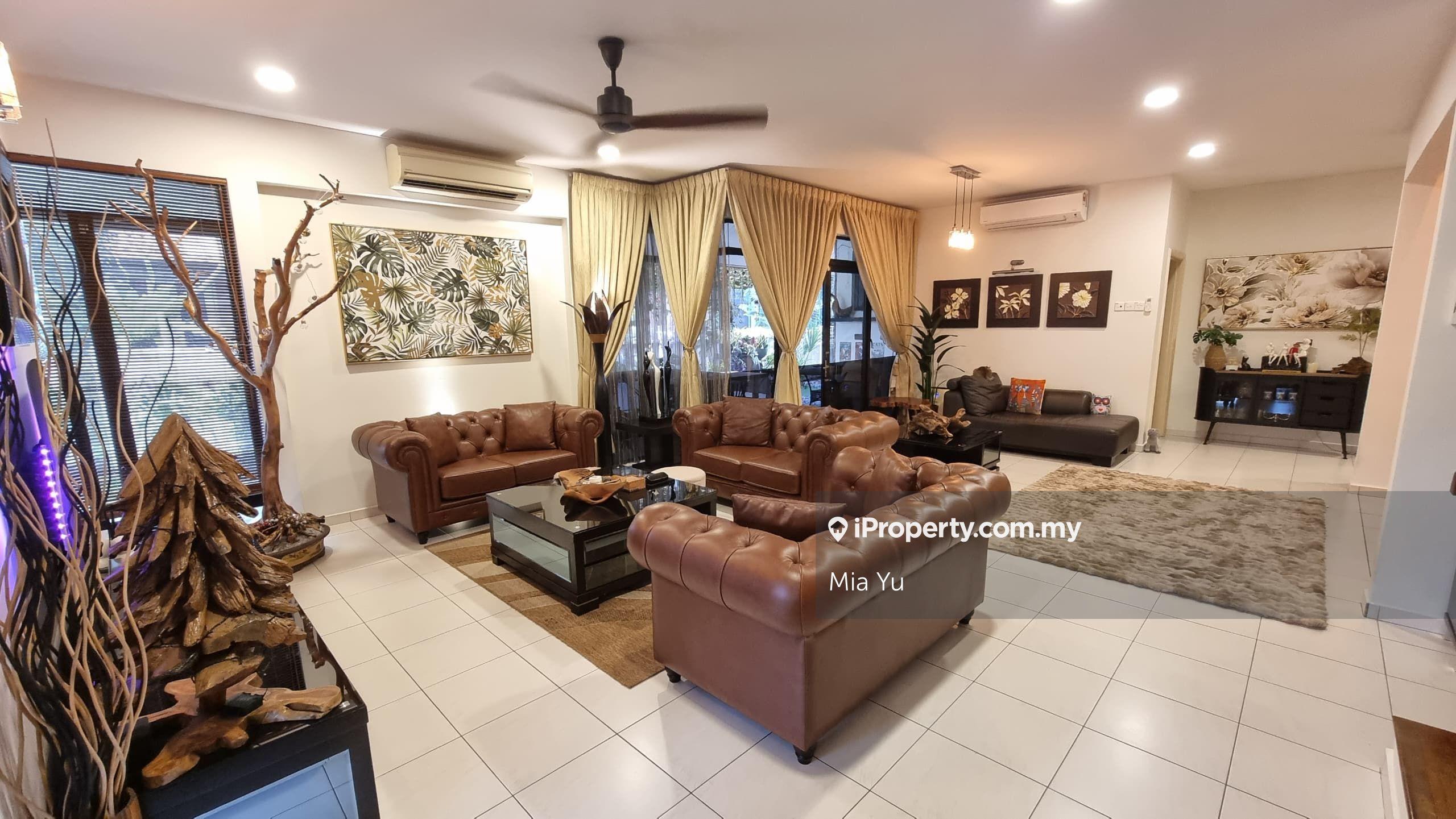 Resort-Style Living Glenmarie Cove