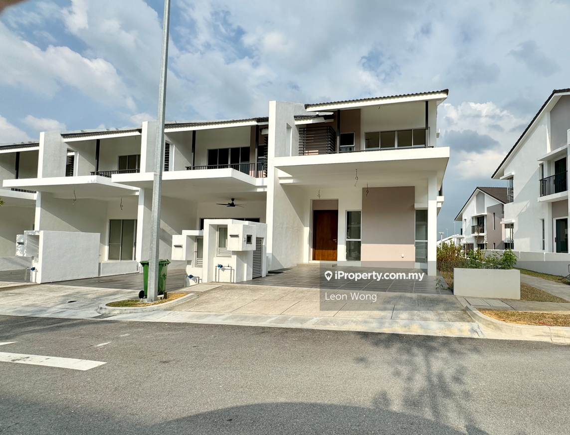 Brand New unit close to internatinal school