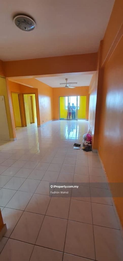 Brunsfield, Seksyen 13, Shah Alam, Non-Bumi unit for sale