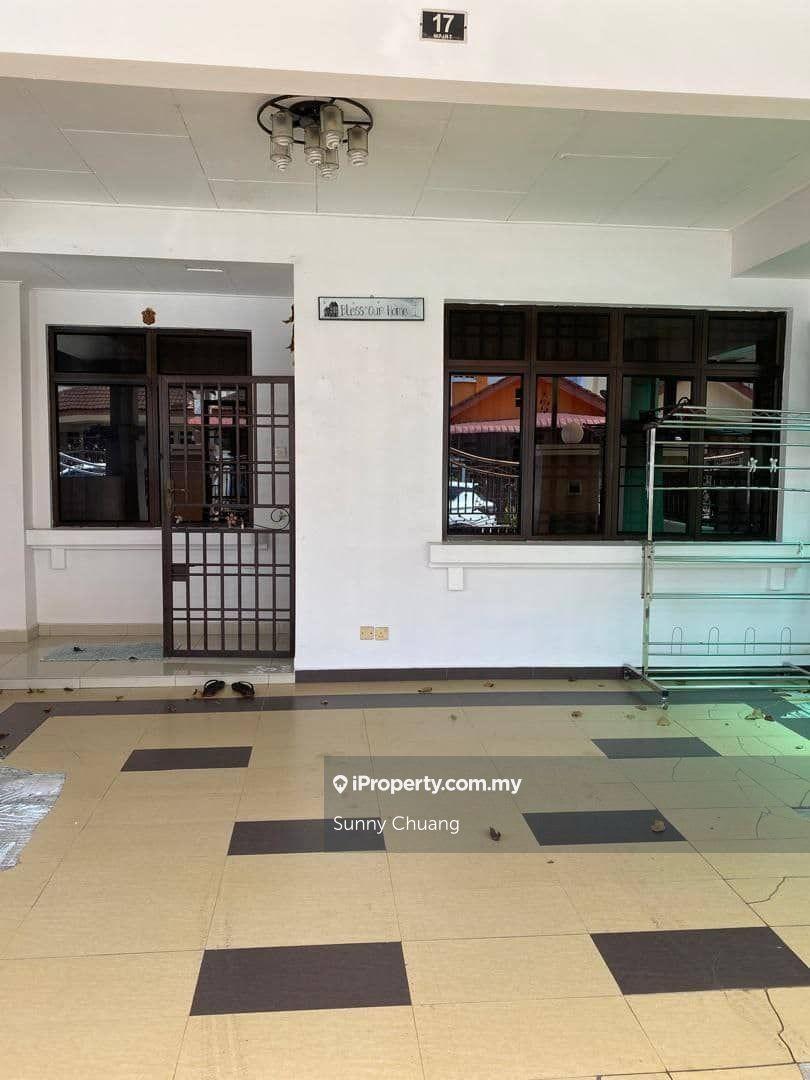 5 bedroom double storey in seri alam masai