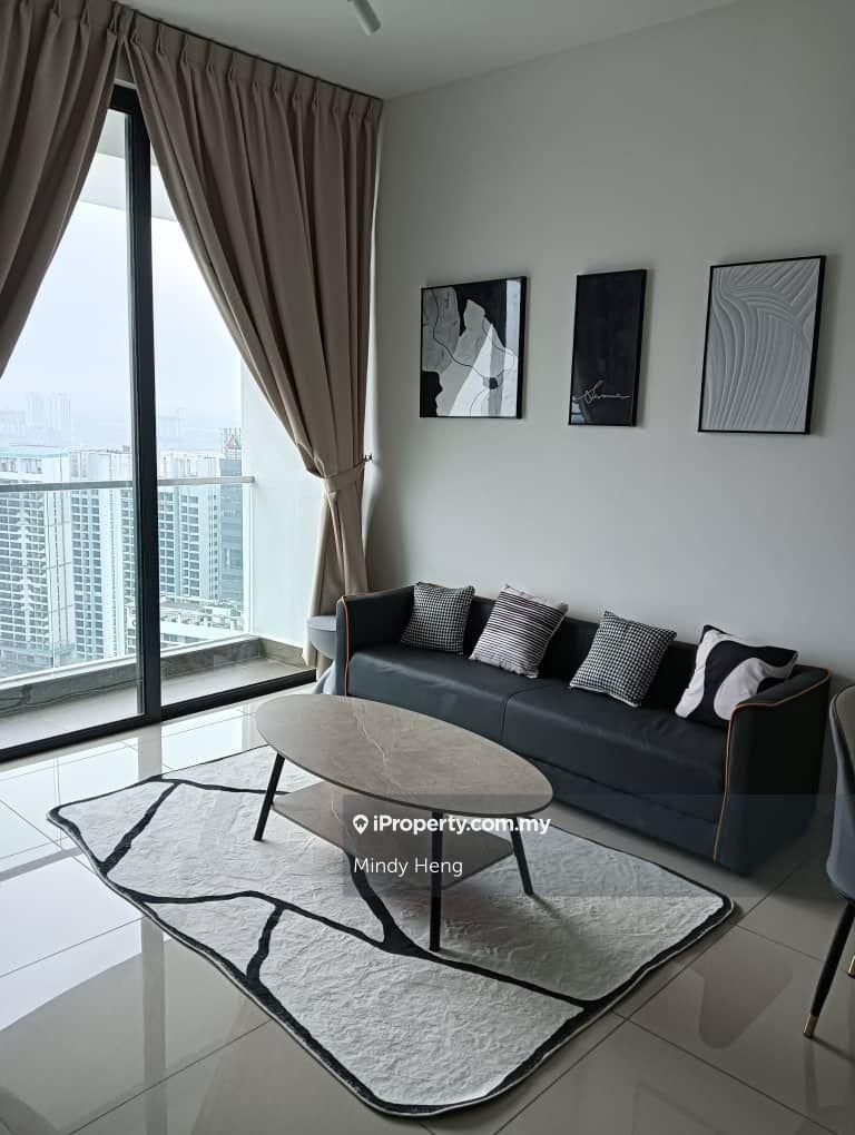 The M @ Medini Macrolink