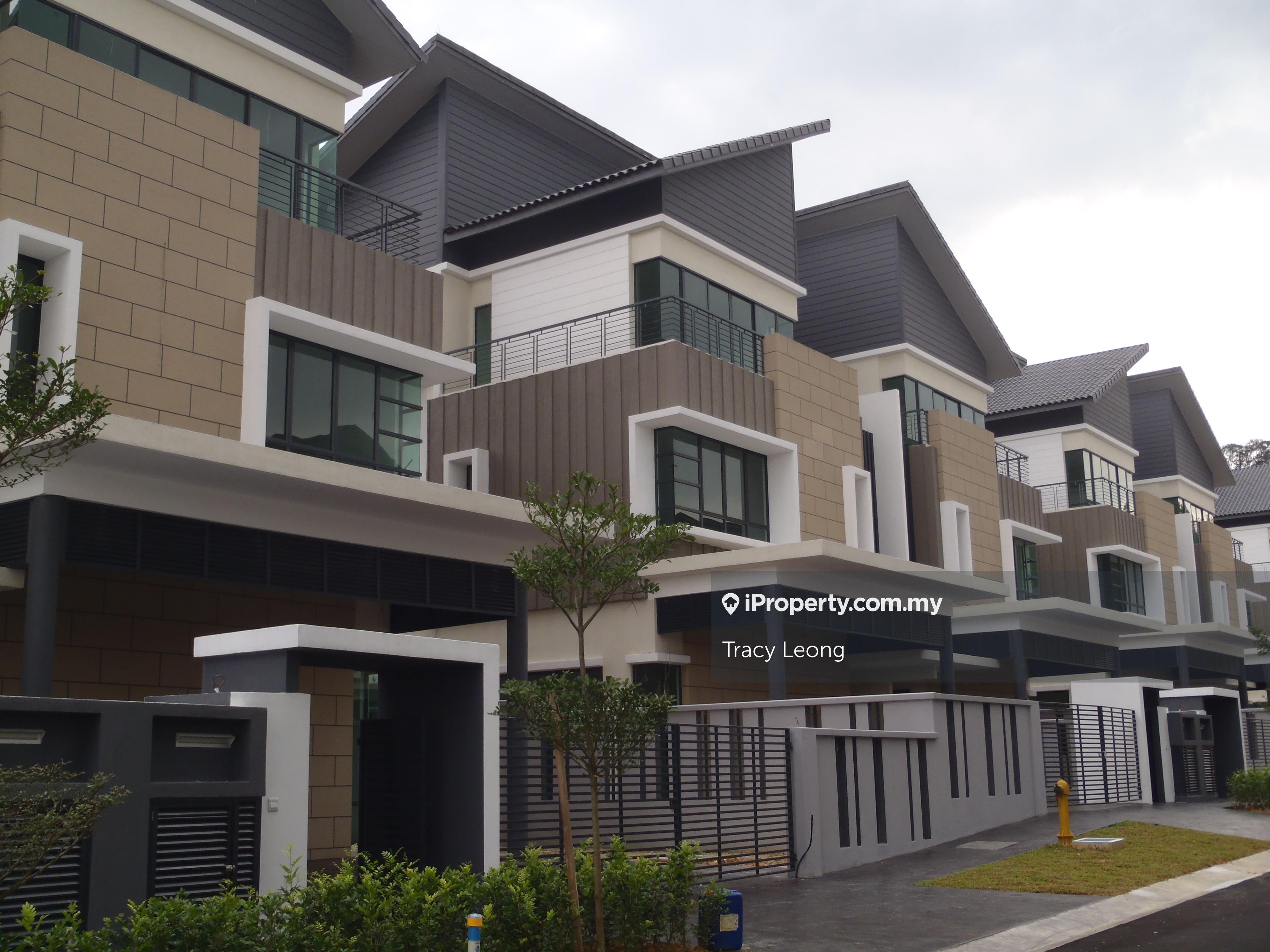 Low density, Spaciousness, Practical layout, Accessibility, Amenities