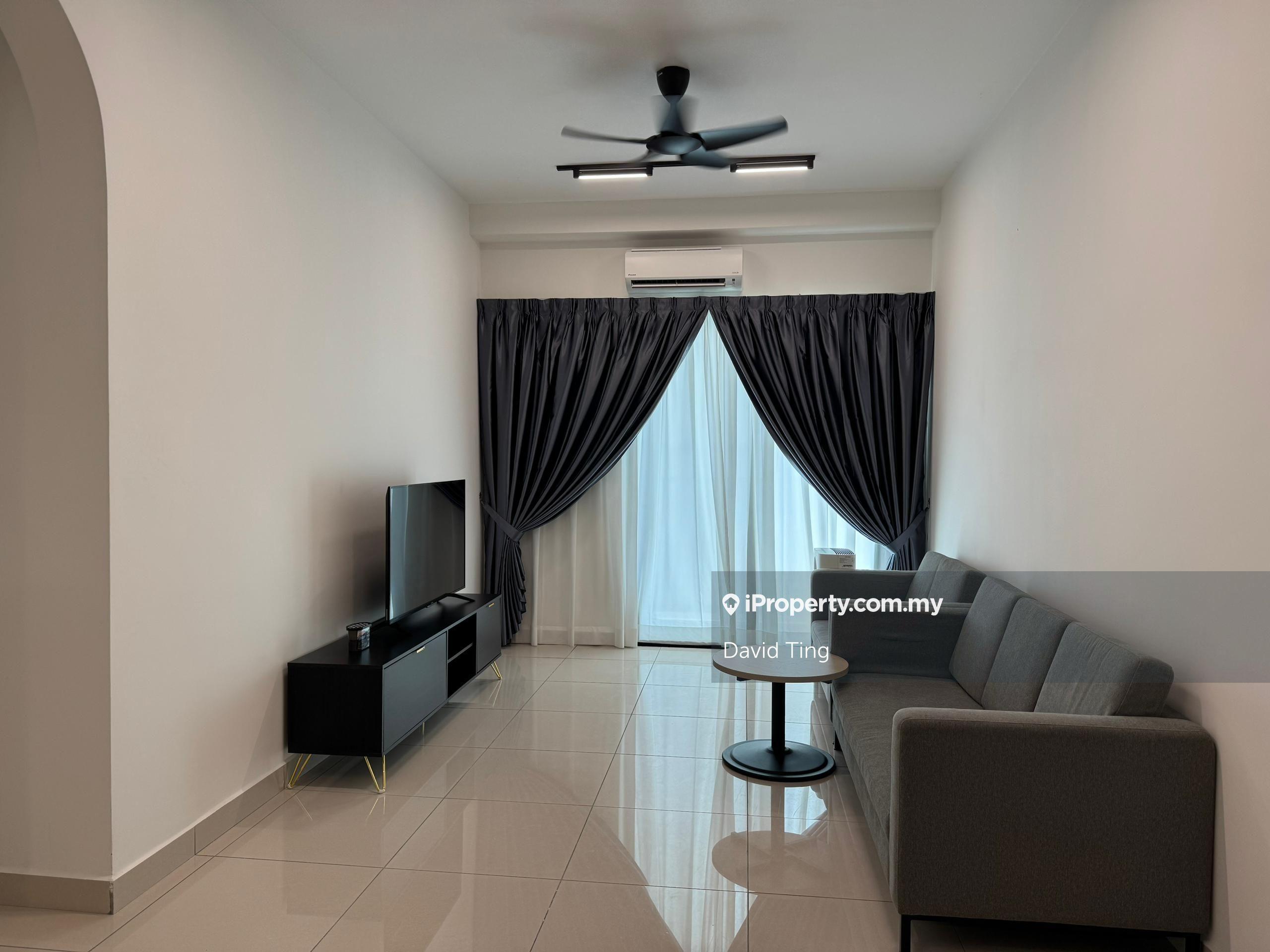 Brand New Renovated Middle Floor 2 Car Parks Price Negotiable
