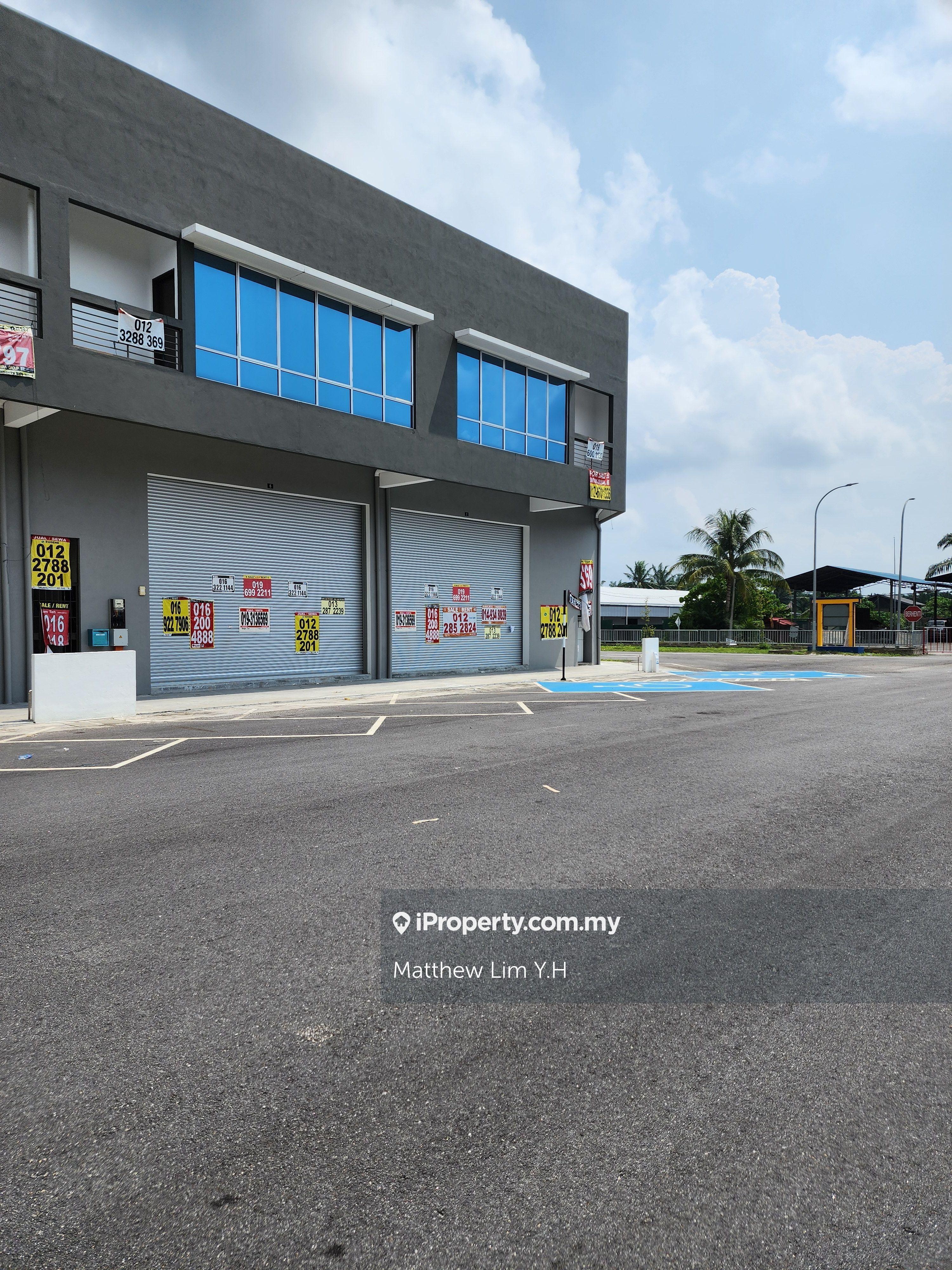 1.5 Storey link factory Telok Panglima Garang Kuala Langat