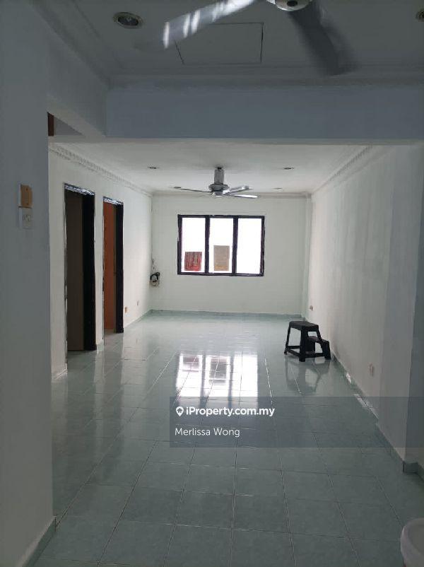 Sri Rakyat Partial Furnished For Sale