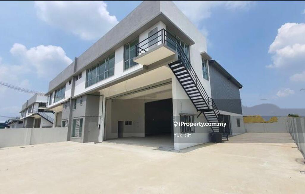 Tasek Kawasan Perindustrian Igb 1.5 Storey Semi D Factory For Rent