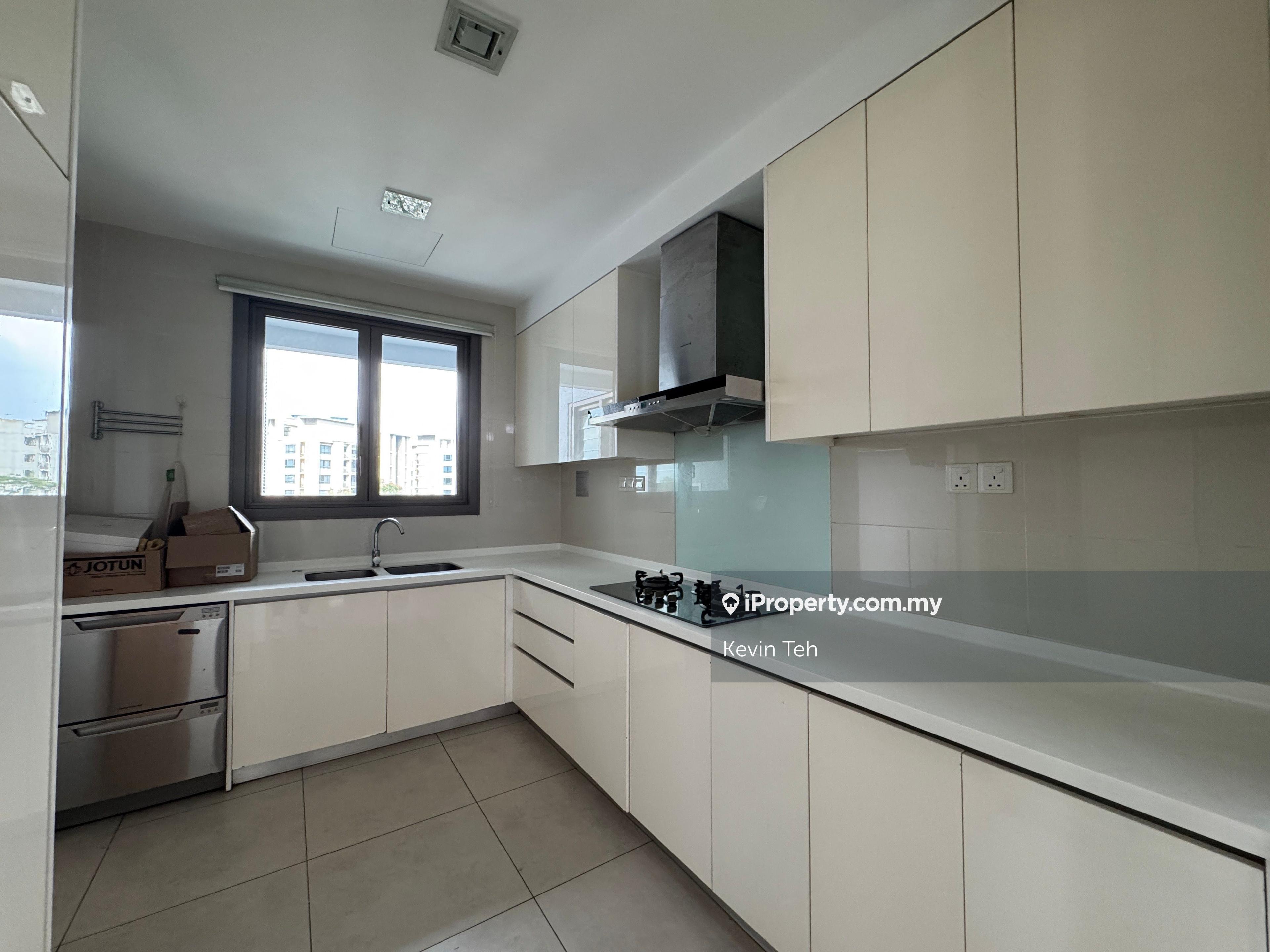 Seni Mont Kiara for sale