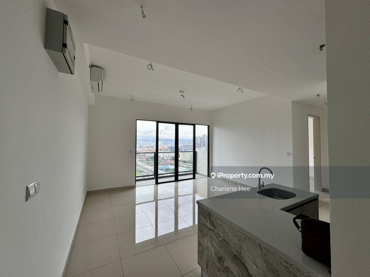 3 Bedrooms Partly furnished for sale.