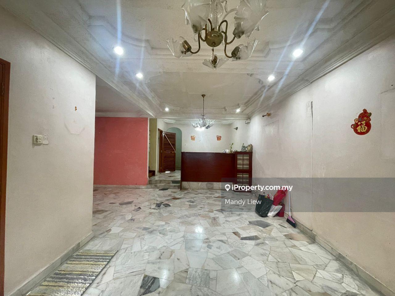 Good Location, Gated & Guarded, Renovated, Good Condition
