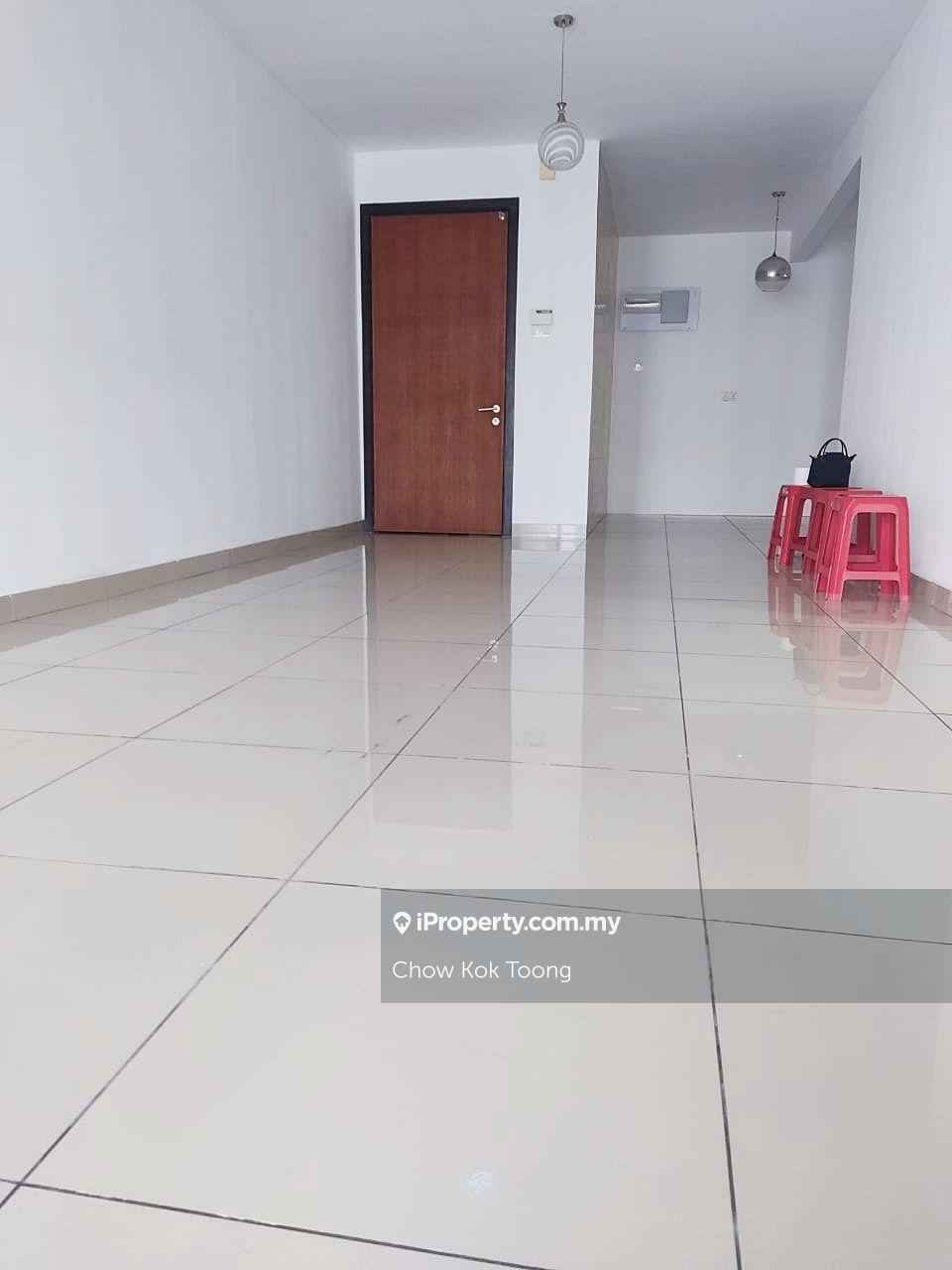1221sf Pool View with Balcony Zen Residence For Sale, Batu 14 Puchong