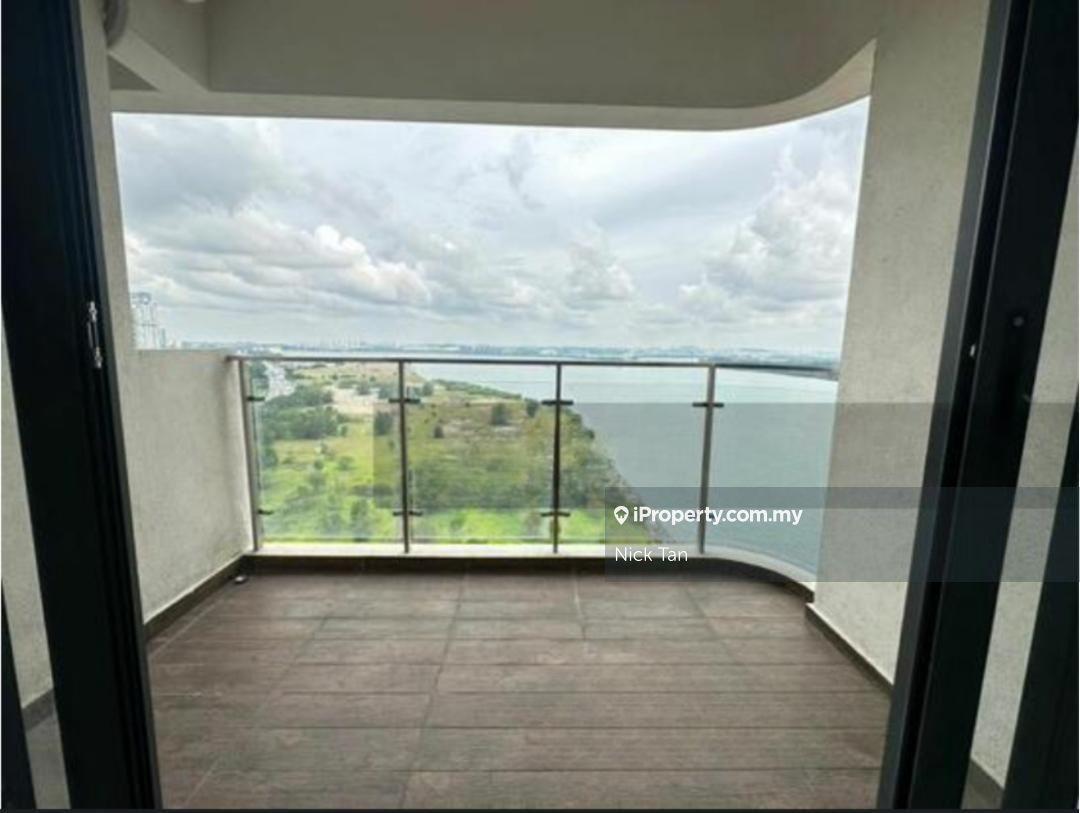 High ROI! Worthy Buy! Seafront Block! Seaview! Area Specialist, Gucca