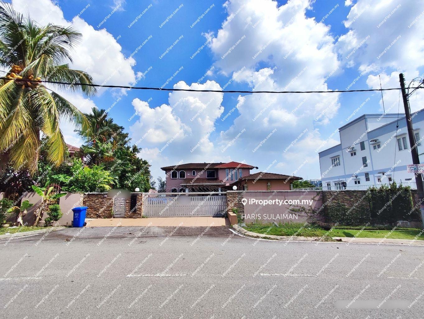 Jalan Opu Daeng Merewah Satu 9/3a, Seksyen 9 - bungalow