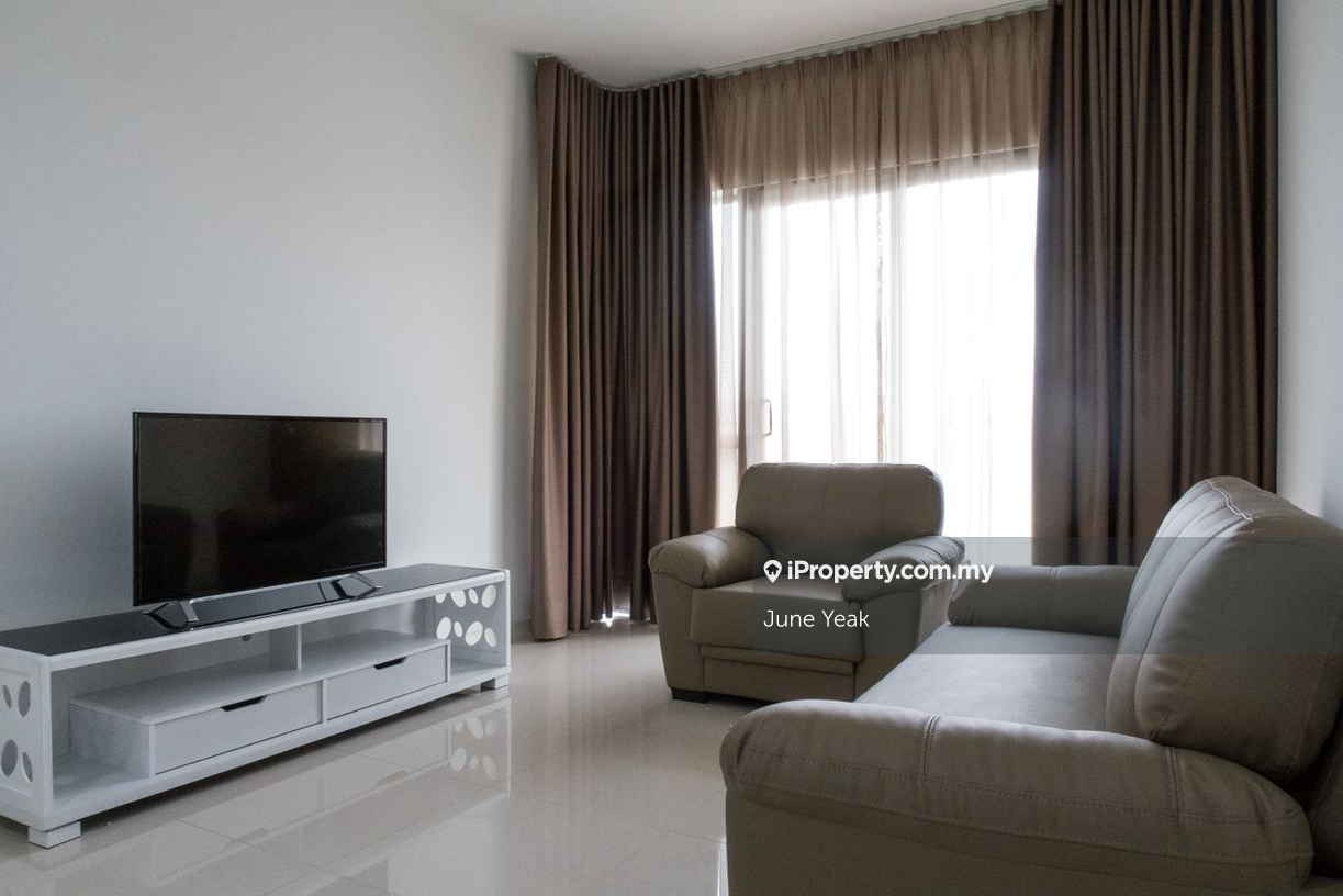 Sunway Velocity V Residence 2 Fully Furnished 936 sqft 2r2b For Sale 