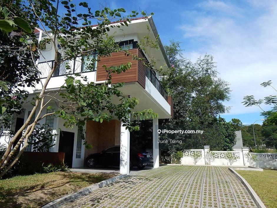 East Ledang 2 Storey Bungalow For Rent