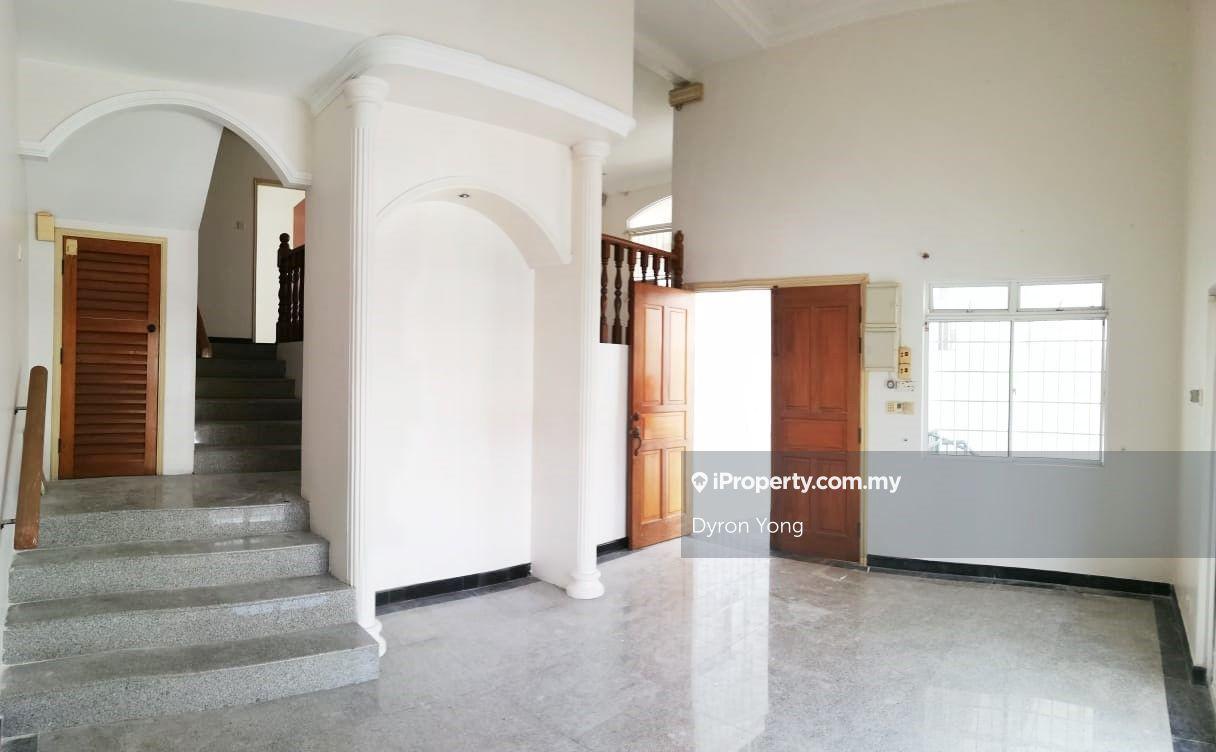 Semi-D house for Sale
