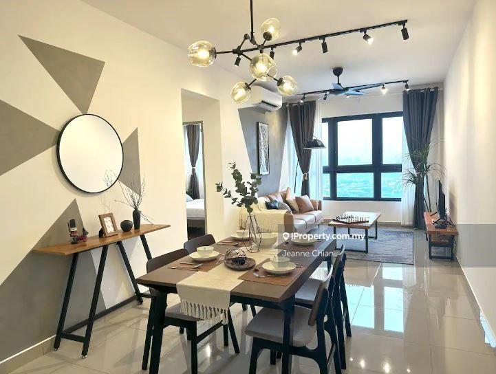Full Loan & Furnished, Below Market Price, Ready Move In, Beside Mall!