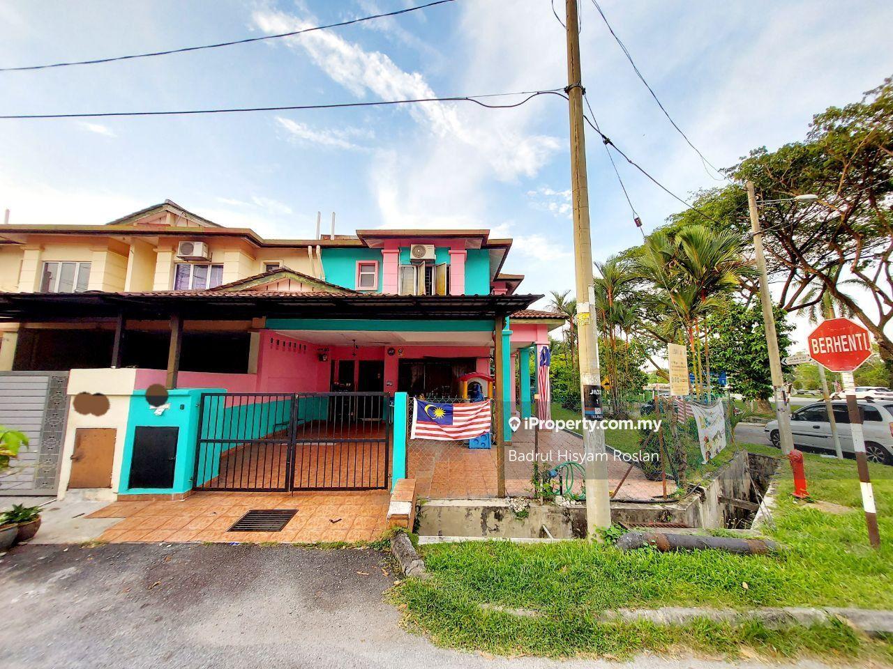 Corner Bumi 2756ft 2 Storey Terrace House Seksyen 8 Bangi
