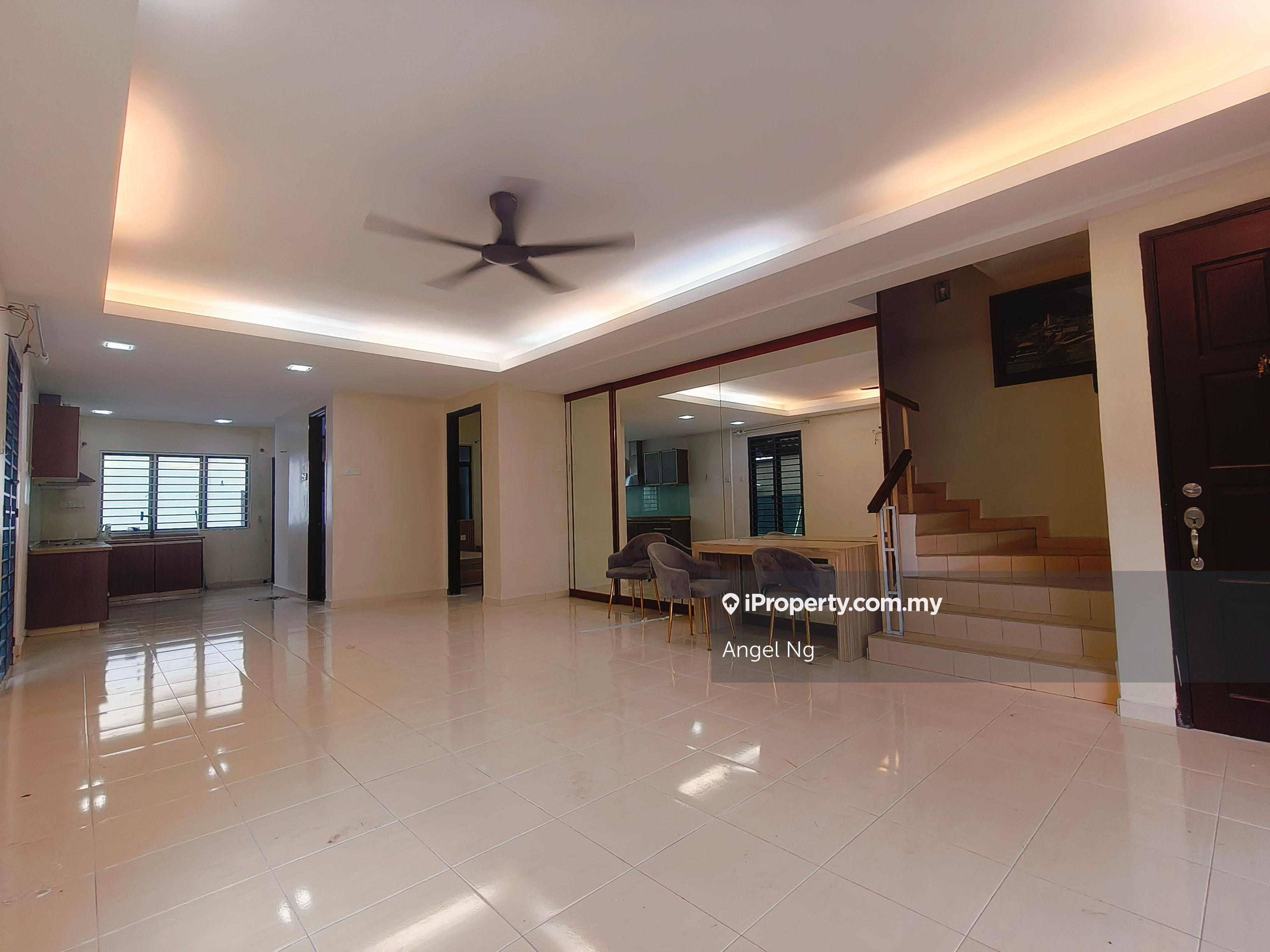Cheap Limited Nice Reno Extend Gated 2 Sty Terrace Endlot in Ampang